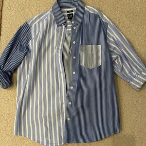 Gap button down shirt
